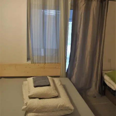호스텔 Kaunas Homestay *
